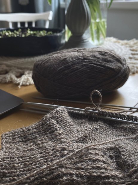 Lote Knits Instagram